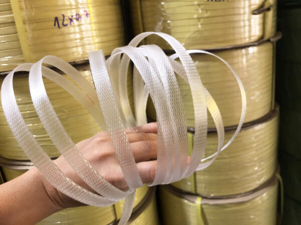 Dây đai nhựa PP. Hàng loại A. Bản rộng: 16 mm. Độ dày: 0.9 mm. Định lượng: 10kg/cuộn. Màu trắng - Ảnh 3
