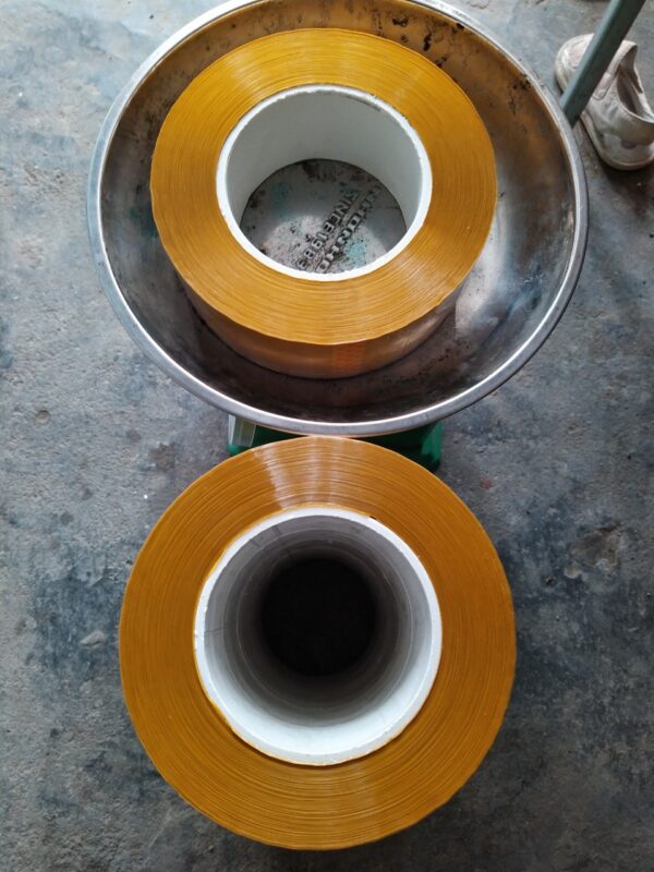 Băng dính đóng hàng. Khổ cuộn: 5cm. Khối lượng: 1kg/cuộn. Màu sắc: Vàng đậm - Ảnh 4